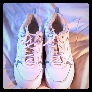 Easy Spirit White Leather Sneakers NWOT